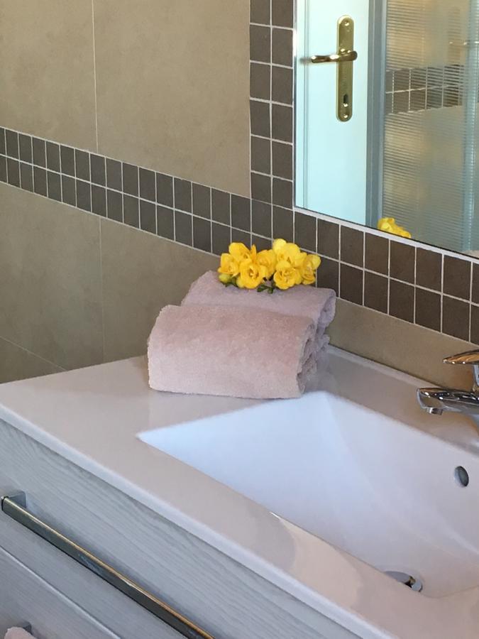 Hotel Margherita Meuble 시르미오네 외부 사진